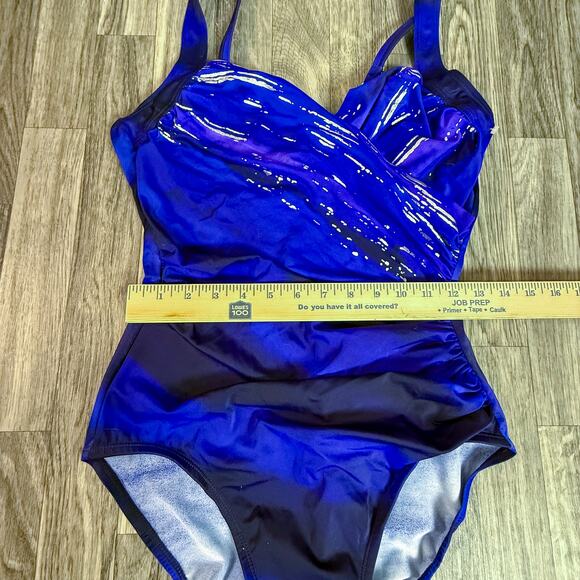 Blue Ruched One Piece Swimsuit Shiny Print Adjustable Straps Size Medium - Picture 4 of 4